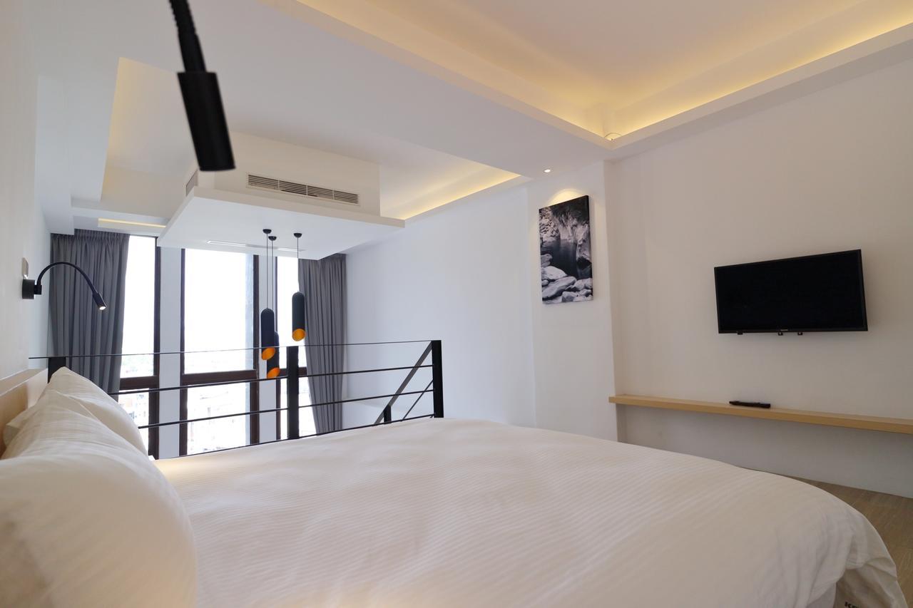 Ket Hotel Yuli Exterior foto
